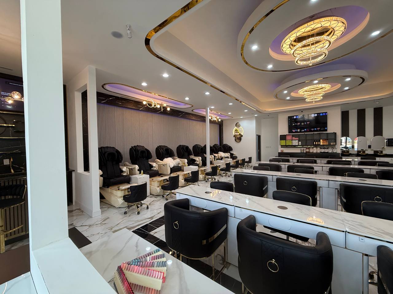 Coco Nail Lounge nail photo 1